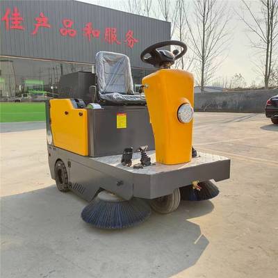 新时代环保卫士 全场景应用的驾驶式电动扫路车深度解析