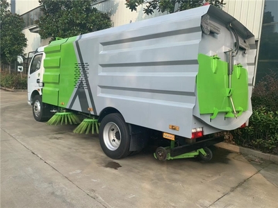 石景山东风道路洗扫车厂家联系方式与选购指南